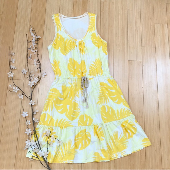 Dresses & Skirts - Sunshine yellow spring dress, S/M.
